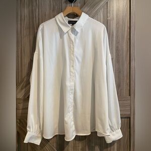 Eloquii Button-down White Collared Shirt